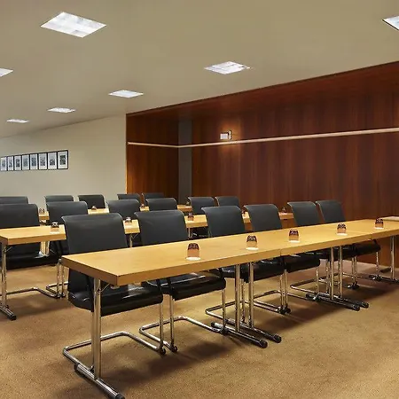 Sheraton Paris Charles De Gaulle Airport 4* Ρουασί-αν-Φρανς