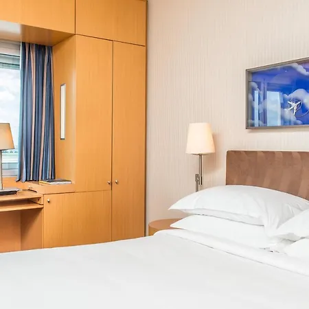 Hotel Sheraton Paris Charles De Gaulle Airport Roissy-en-France