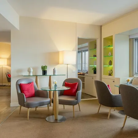 Sheraton Paris Charles De Gaulle Airport 4*