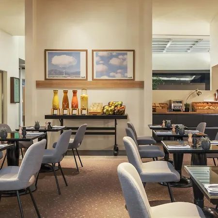 Sheraton Paris Charles De Gaulle Airport 4*