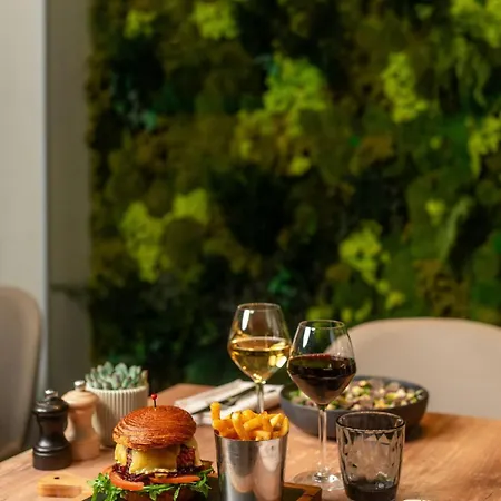 Sheraton Paris Charles De Gaulle Airport 4*